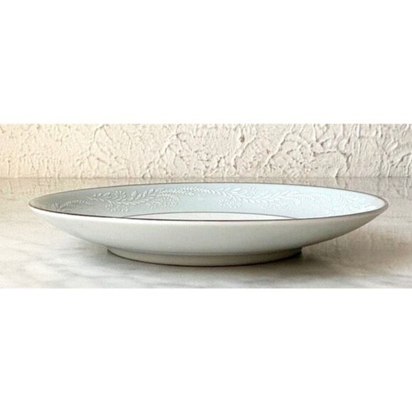 Vintage Laureate Japan 5651 Saucer Blue White Floral Silver - Picture 3 of 5